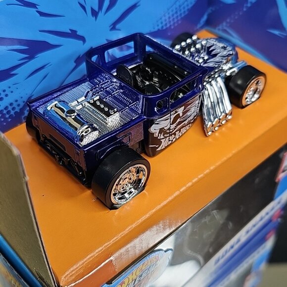 HOT WHEELS Bone  Shaker Pull Back Speeders 1:43 - Picture 4 of 11